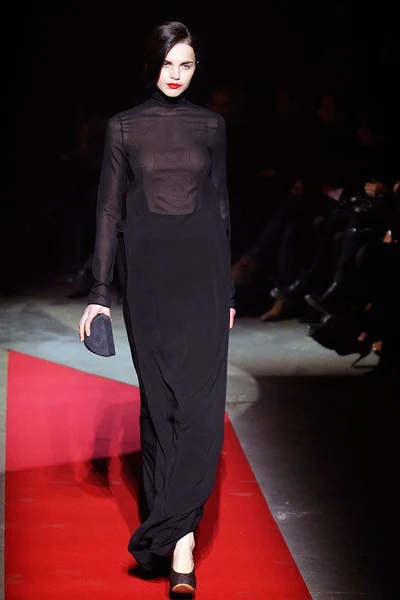 Look 19